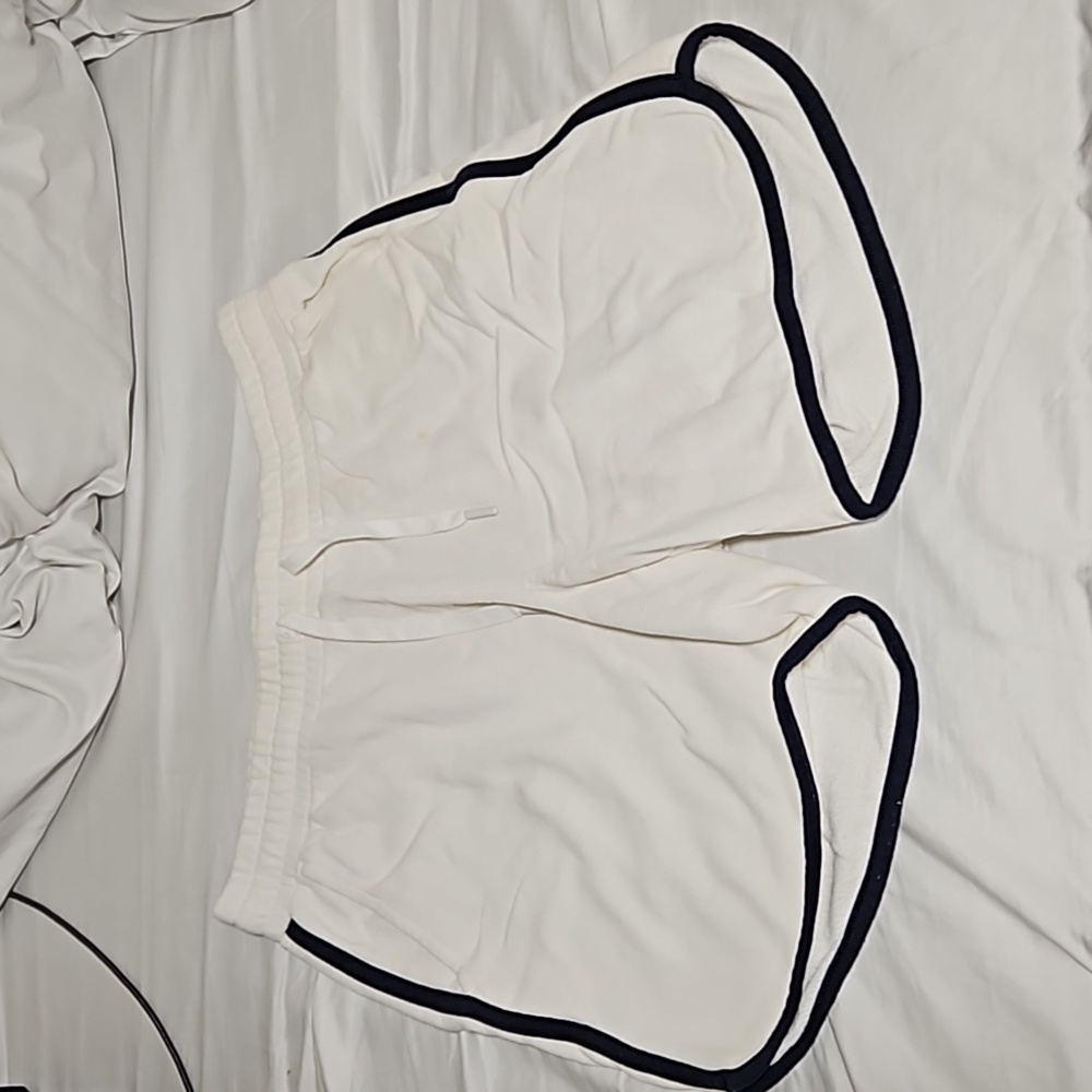 Old Navy White Sweat Shorts Medium